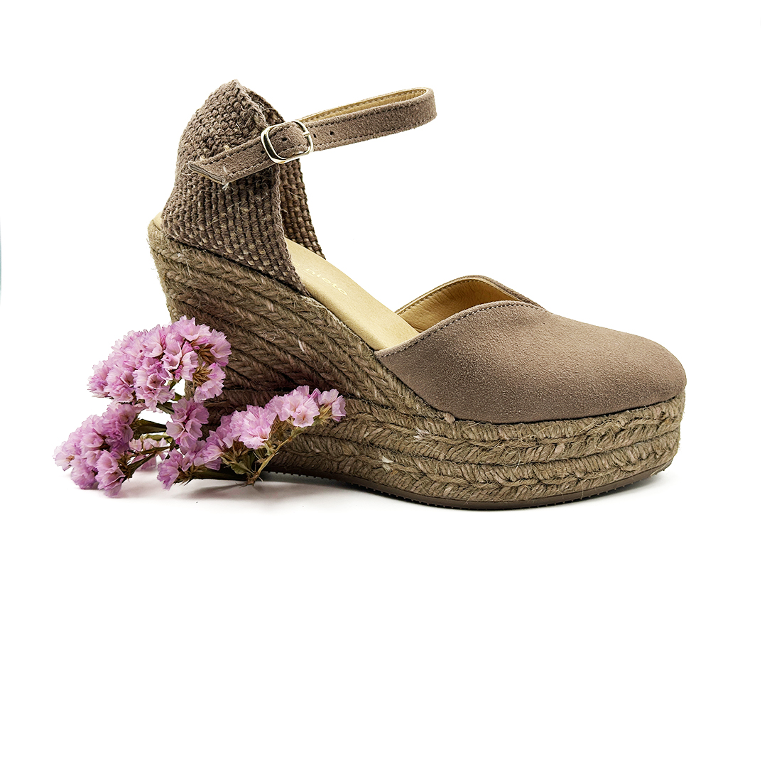 D7 Corazón Taupé Tintado